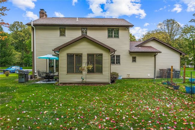3213 Greentree Cir, House other with 3 bedrooms, 3 bathrooms and 2 parking in New Castle PA | Image 34