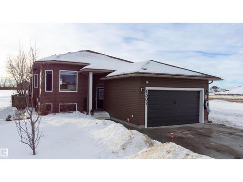 1509 14 Ave, Cold Lake, AB, T9M1Z8 | Card Image