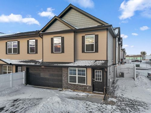 5233 Long Pointe Pass, Woodbury, MN, 55129-6304 | Card Image