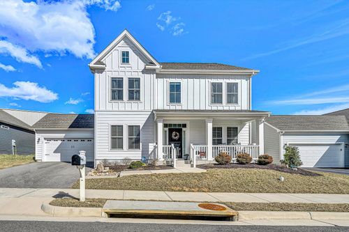 79 Boxwood Ln, Daleville, VA, 24083-3106 | Card Image