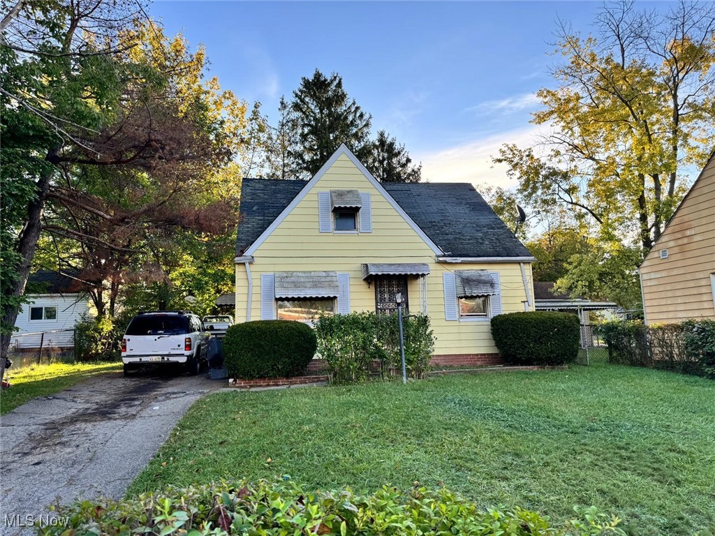 160th St, Cleveland, OH 44128