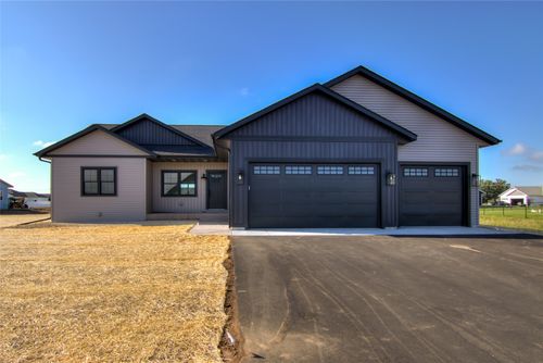701 Roma Street, Eau Claire, WI, 54701 | Card Image
