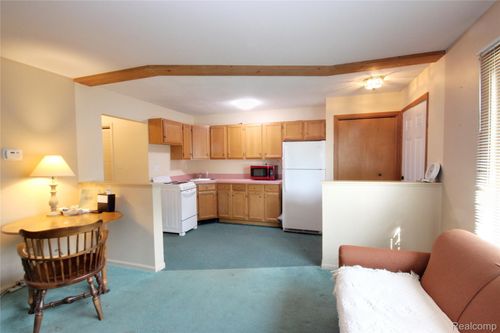 20309 Abrahm St, Clinton Township, MI, 48035-3432 | Card Image