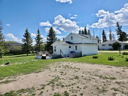 201 2 St, Chamberlain, SK, S0G0A2 | Card Image