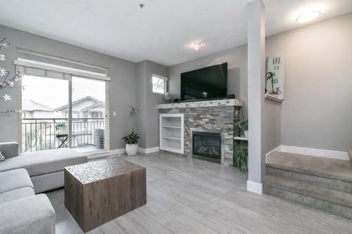 10-20326 68 Ave, Langley, BC, V2Y0E3 | Card Image