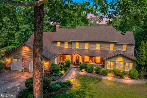 9585 Cedar Ln, SEAFORD, DE, 19973-8617 | Card Image
