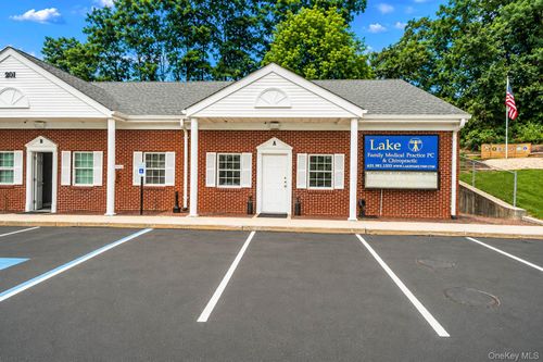 a-201 Portion Rd, Ronkonkoma, NY, 11779-4172 | Card Image