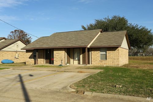12943 Highway 142, Martindale, TX, 78655-4122 | Card Image