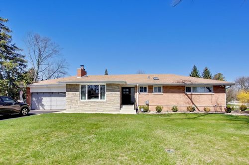 1032 Heatherfield Ln, Glenview, IL, 60025-3331 | Card Image