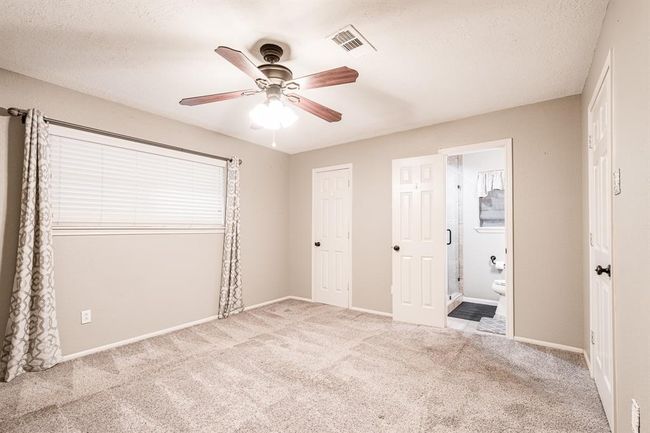 512 Lyndale Dr, House other with 3 bedrooms, 2 bathrooms and 2 parking in Highlands TX | Image 18
