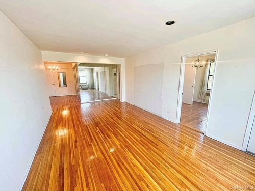 apt-3m-100-25 Queens Blvd, Forest Hills, NY, 11375-2434 | Card Image