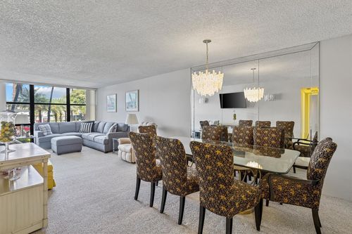 201-800 Parkview Dr, Hallandale Beach, FL, 33009 | Card Image