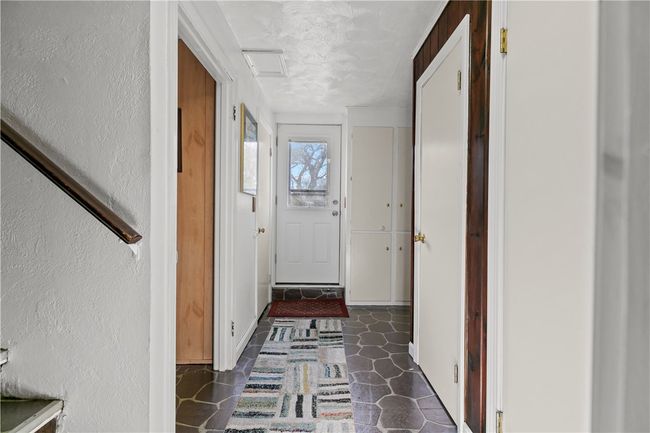 9 Continental Dr, House other with 3 bedrooms, 3 bathrooms and 3 parking in Middletown RI | Image 33