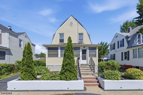 40 Dupont St, North Plainfield, NJ, 07060-4074 | Card Image