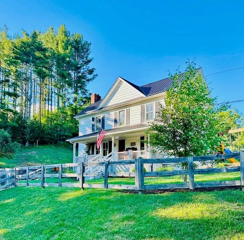 1978 Liberty Hill Rd, Fries, VA, 24330-3810 | Card Image
