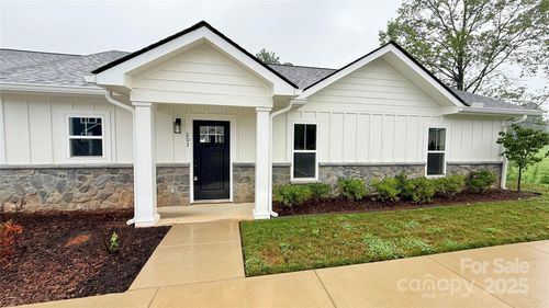 203 Beacon Ave, Morganton, NC, 28655 | Card Image