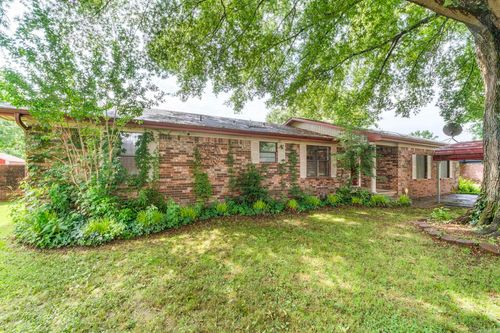 15 Valewood Cv, Jacksonville, AR, 72076-9284 | Card Image
