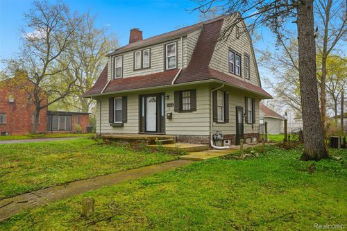 16614 Sunderland Rd, Detroit, MI, 48219-4000 | Card Image