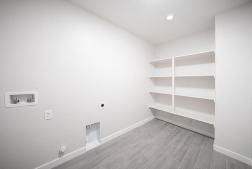 4577 Duckhawk Cir, Rancho Cordova, CA, 95742-8298 | Card Image