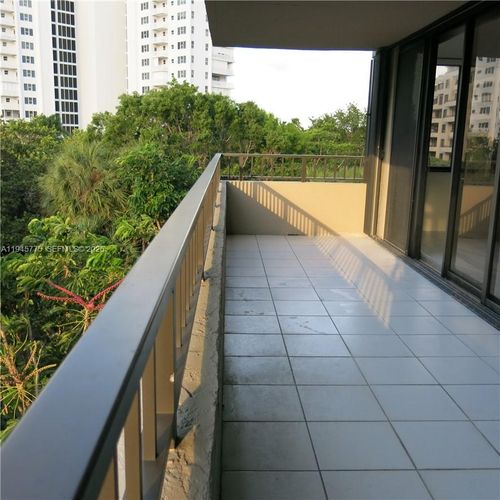 apt-309-251 Crandon Blvd, Key Biscayne, FL, 33149-1507 | Card Image