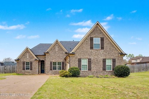 2065 Owl Wing Pl, Nesbit, MS, 38651-8006 | Card Image