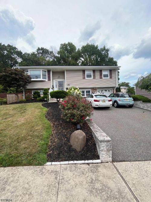 3209 Clark Ln, South Plainfield, NJ, 07080-5210 | Card Image