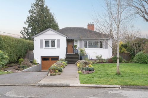 2275 Allenby St, Oak Bay, BC, V8R3C4 | Card Image