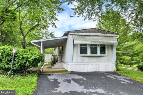 6 Buttonwood Ln, CARLISLE, PA, 17015-7801 | Card Image