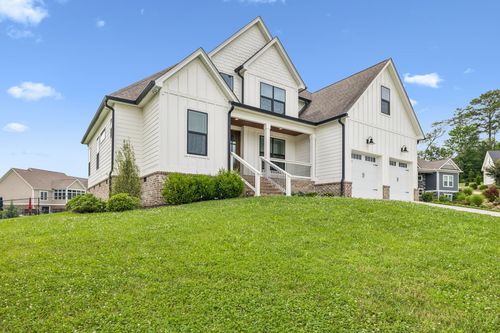 9215 Sir Charles Ct, Harrison, TN, 37341-3103 | Card Image