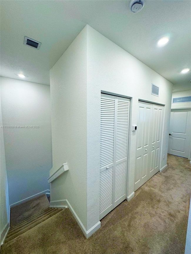 1 - 5544 Nw 27 Th Pl, Townhouse with 3 bedrooms, 3 bathrooms and null parking in Lauderhill FL | Image 27