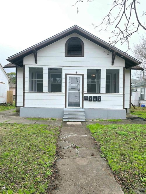 3125 Illinois St, Baytown, TX, 77520-6011 | Card Image