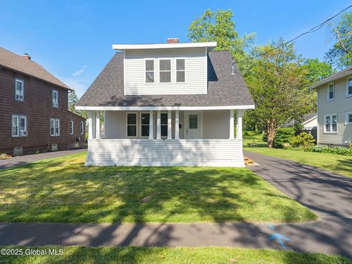 10 Lincoln Ave, Delmar, NY, 12054-1411 | Card Image