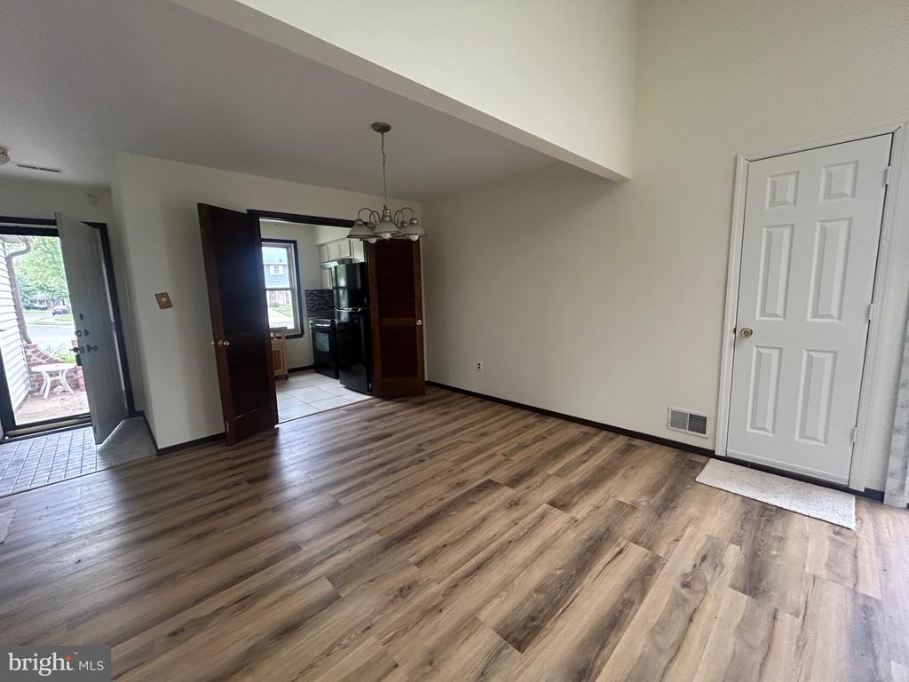 Residential in WESTAMPTON 3