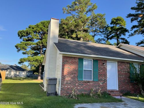 2296 Knollwood Ln, Midway Park, NC, 28544-1645 | Card Image