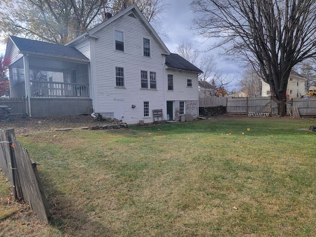 10 High St, House other with 3 bedrooms, 2 bathrooms and 2 parking in West Brookfield MA | Image 9