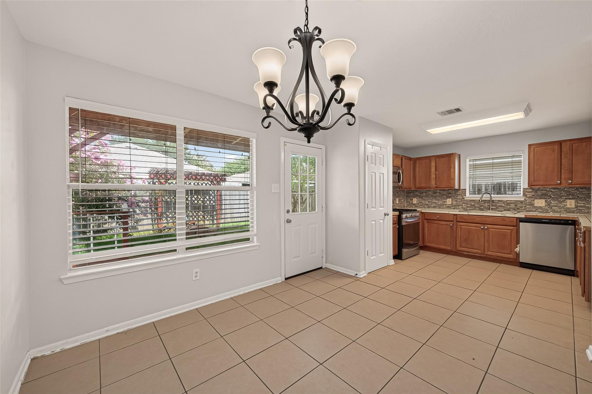 Residential Lease in Katy 5