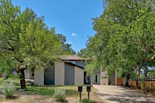 a-3402 Dolphin Dr, Austin, TX, 78704-6031 | Card Image