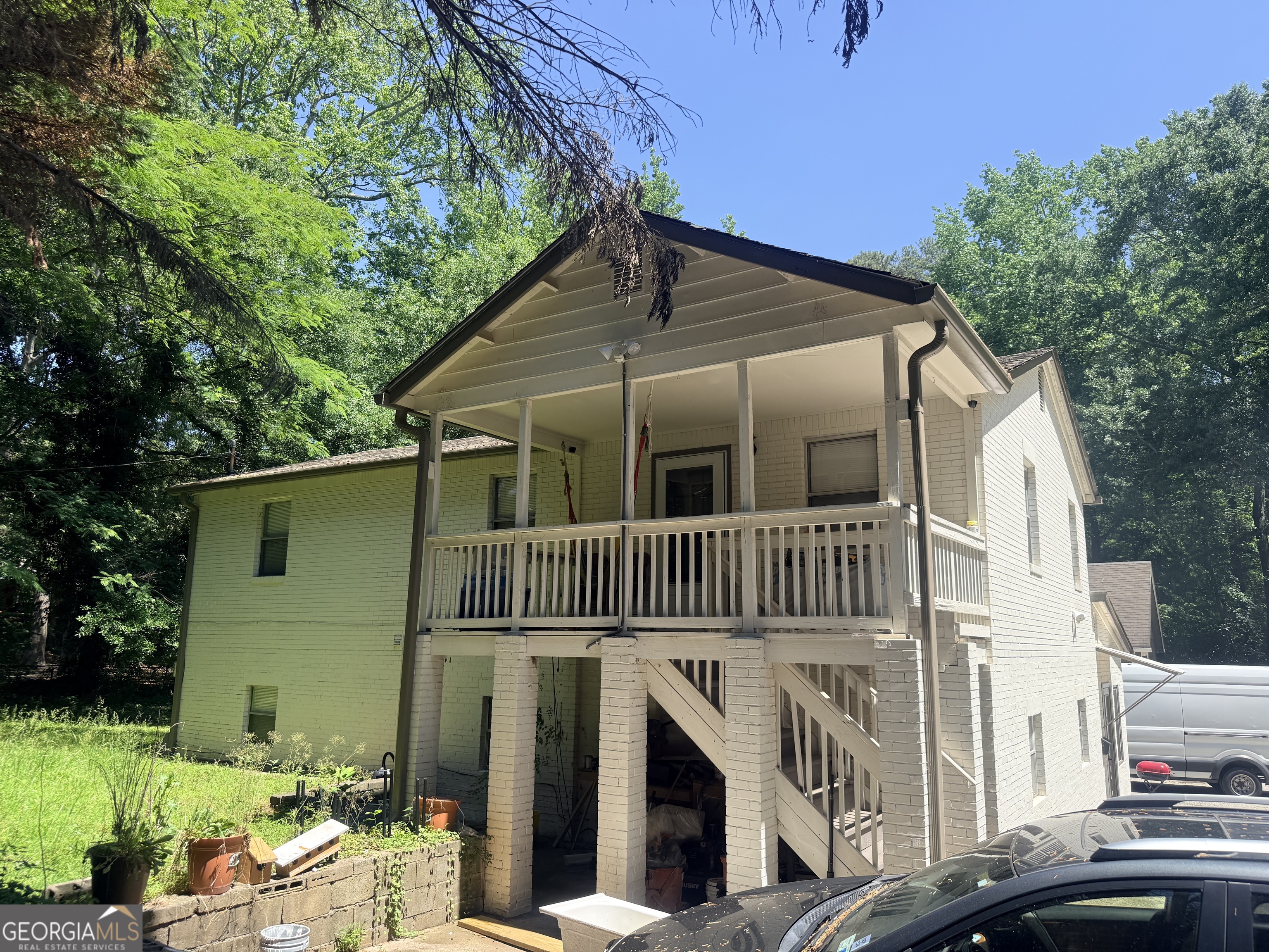 566 Hillcrest Rd Nw, Lilburn, GA 30047