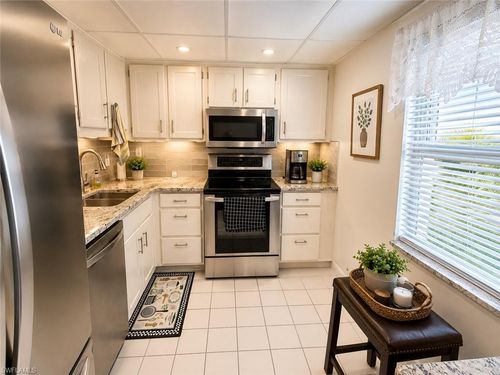 201-1828 Pine Valley Dr, FORT MYERS, FL, 33907-4707 | Card Image