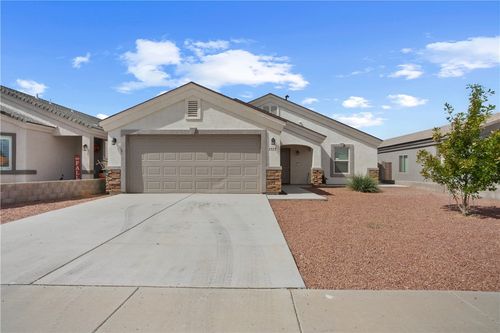 3555 N Adams St, Kingman, AZ, 86409-3280 | Card Image