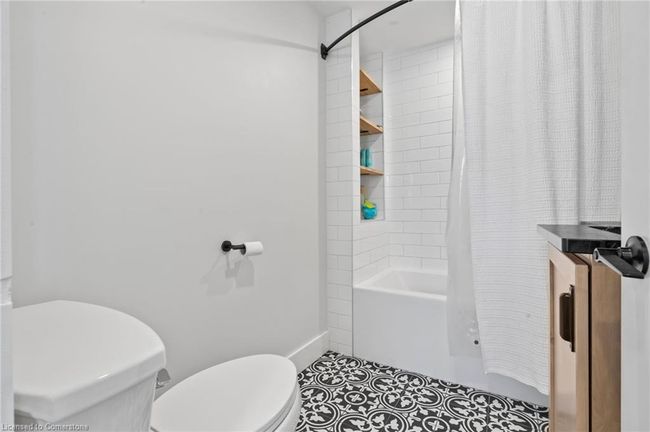 210 King St E, House other with 3 bedrooms, 2 bathrooms and 2 parking in Atwood ON | Image 23