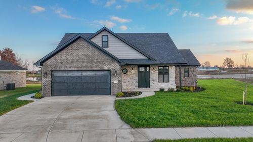 819 Mohawk Drive, Richmond, KY, 40475 | Card Image