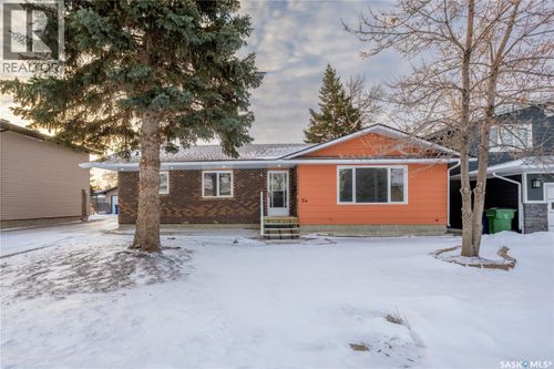 54 Buttercup Cres, Moose Jaw, SK, S6J1A4 | Card Image