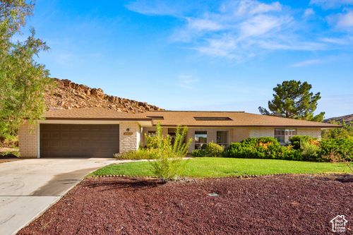 2685 Tusher Cir, St. George, UT, 84790-7652 | Card Image