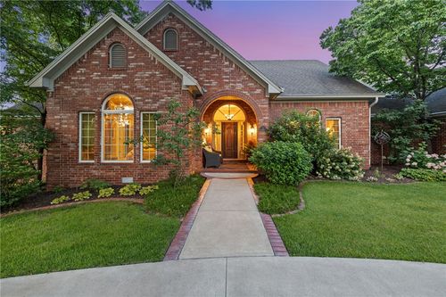 2 Canterbury Park, Bentonville, AR, 72712-4088 | Card Image