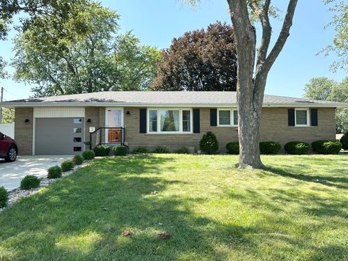 547 Hemlock Ln, Bradley, IL, 60915-1109 | Card Image