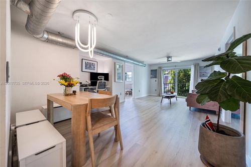 204-1900 Meridian Ave, Miami Beach, FL, 33139-1833 | Card Image