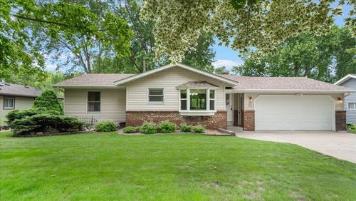 721 6th Ave N, Sauk Rapids, MN, 56379-2323 | Card Image