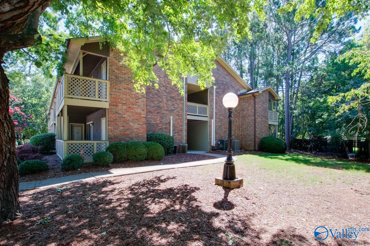 Seven Pine Cir, Huntsville, AL 35816