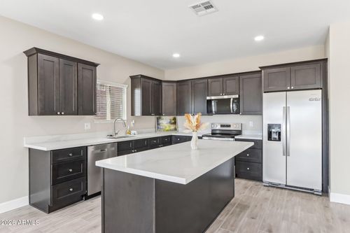 9111 W Baden St, Tolleson, AZ, 85353-1719 | Card Image